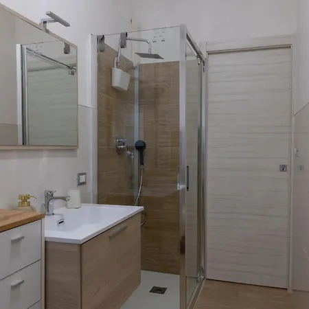 4 Rustics Apartment Verona